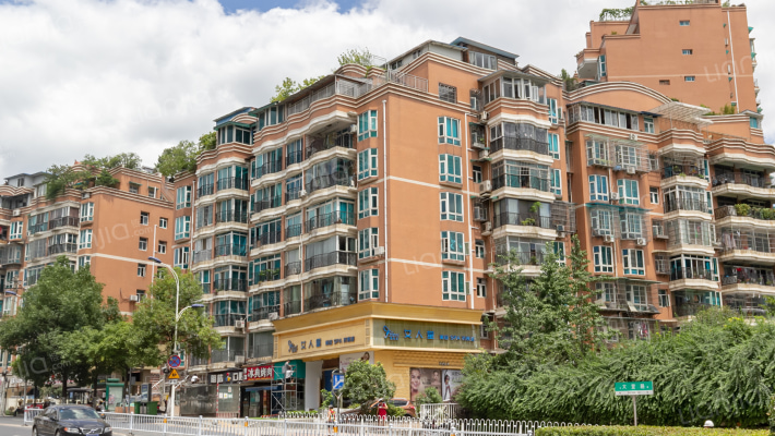 万东花园外景图