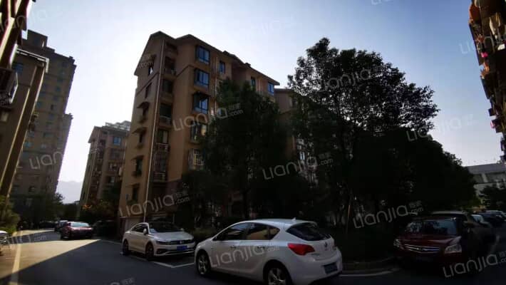 浪漫香槟西区外景图