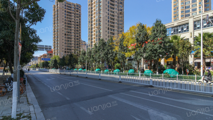 兴港珑湾外景图