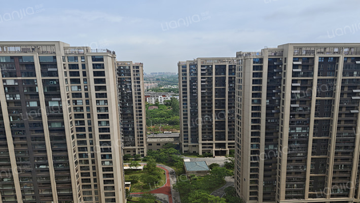 万家华府外景图