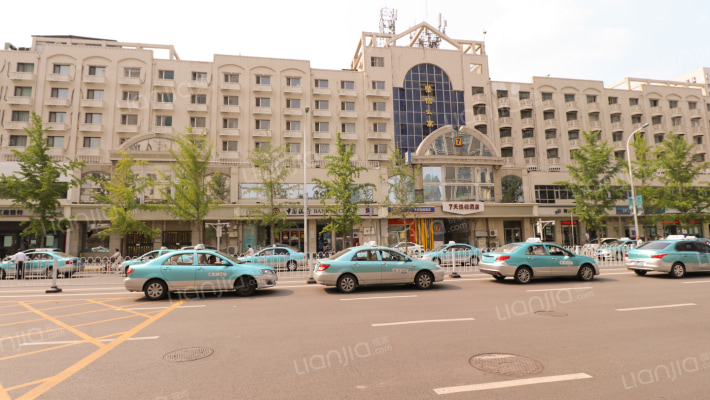 荣信公寓外景图