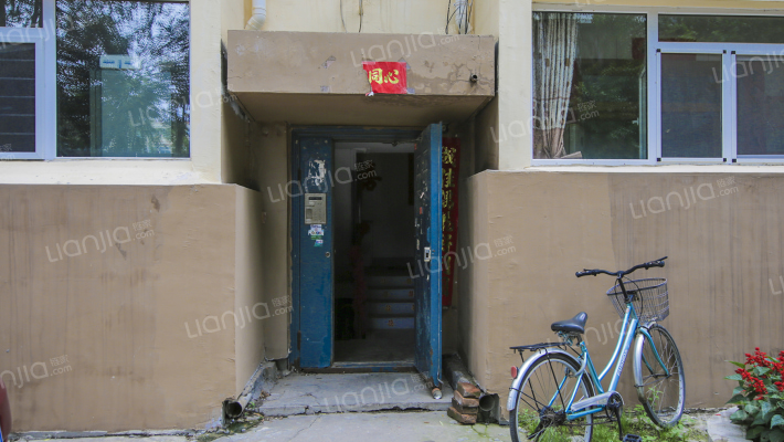 毛条小区外景图