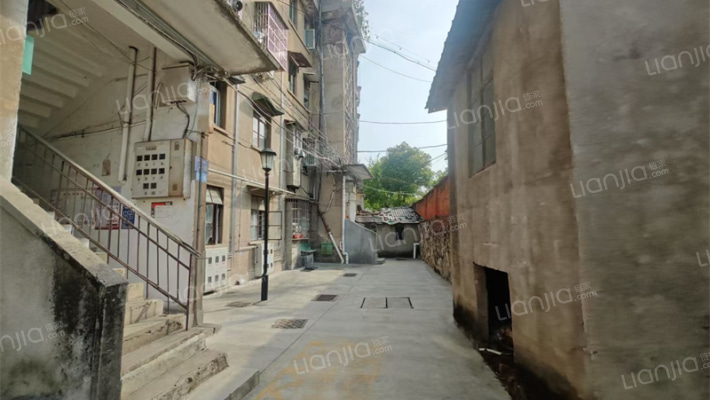 热电路北巷外景图