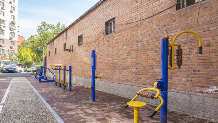 吴家村路10号院