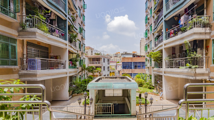 碧华豪庭外景图