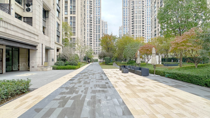 鲁能泰山7号九街区外景图