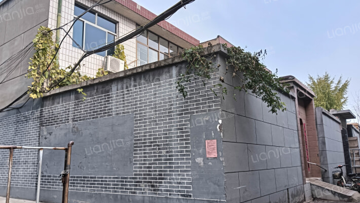 燕舞胡同外景图