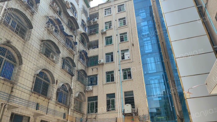 岗前西路25号小区外景图