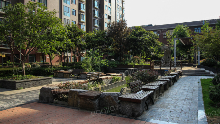 山水檀溪秀园外景图