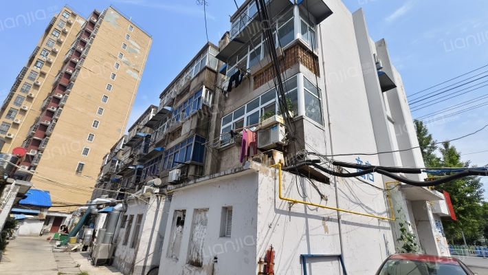 徐轮公司宿舍外景图