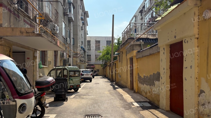 市供销社家属院(育红巷)外景图