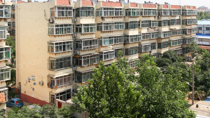 老屯小区外景图