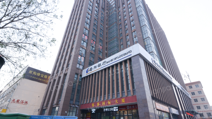 银都国际大厦外景图