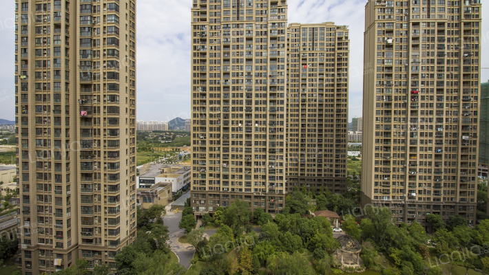 绿地臻城一期外景图