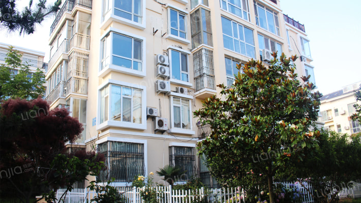 瑞士花园外景图