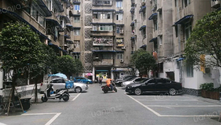 青石桥南街58号外景图