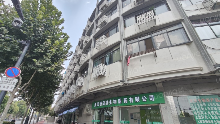 平湖门水厂外景图