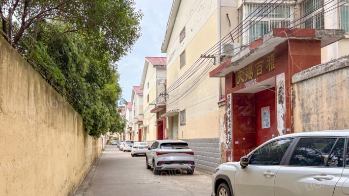 分包小区外景图