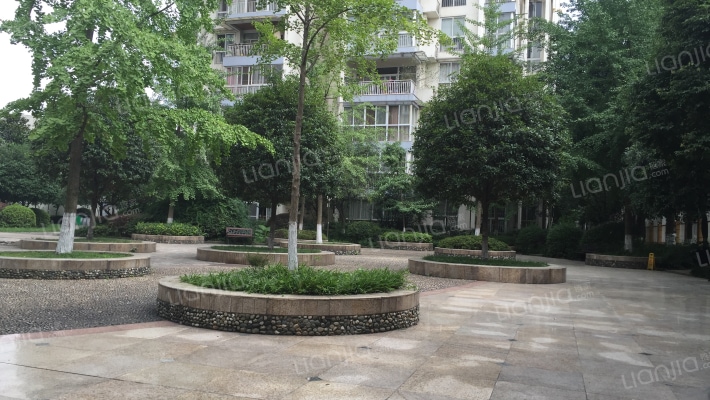 怡馨花园A区外景图