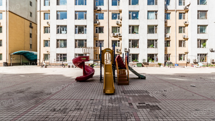 金色华尔兹外景图