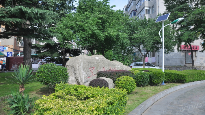 黑石礁广场外景图