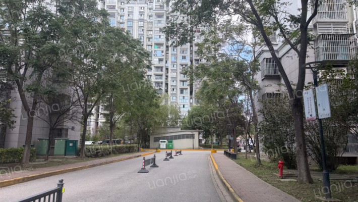 珠泾花园外景图