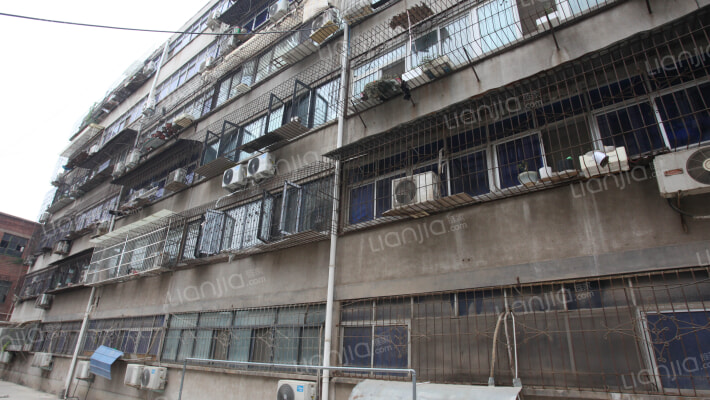 朱屯西路131号院外景图