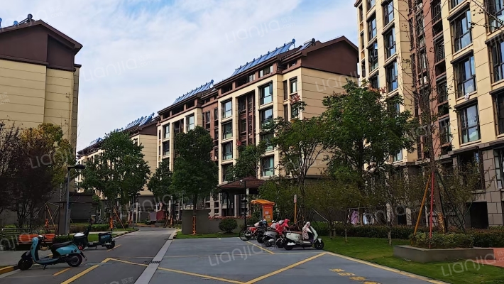 新鹿花苑四期外景图