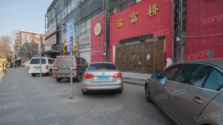 万和商业广场外景图