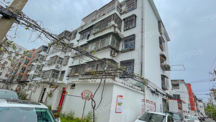 二里井东巷外景图