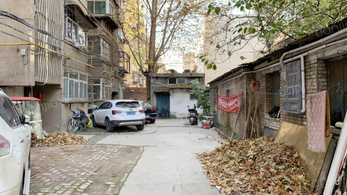 省燃料公司家属院外景图