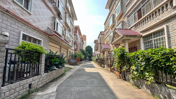 电信生活小区外景图