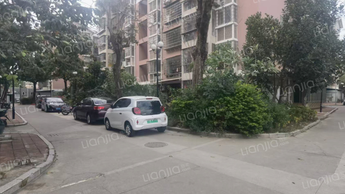 三兴社区外景图