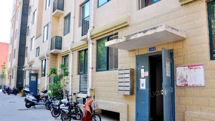 高家庄社区余庆园外景图