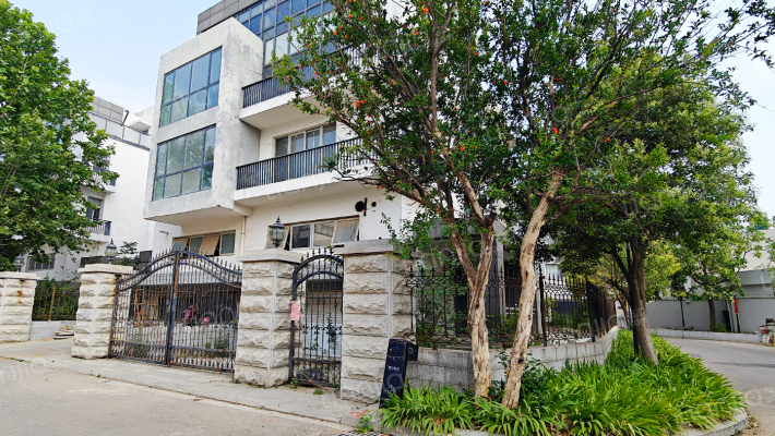 泰安市科技文化产业园外景图