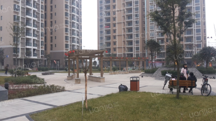 兴城嘉苑一期B区外景图