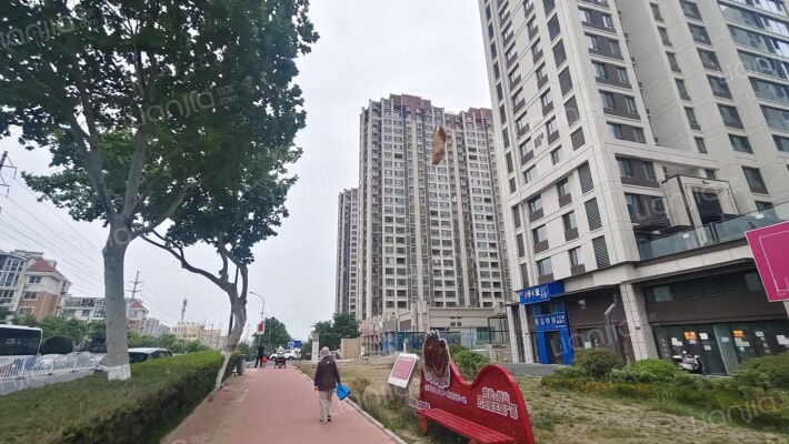 青岛卓越坊外景图