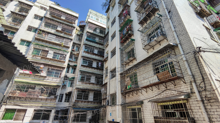 东方小区A区外景图