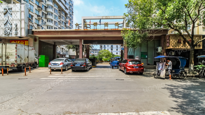 中大锦园外景图