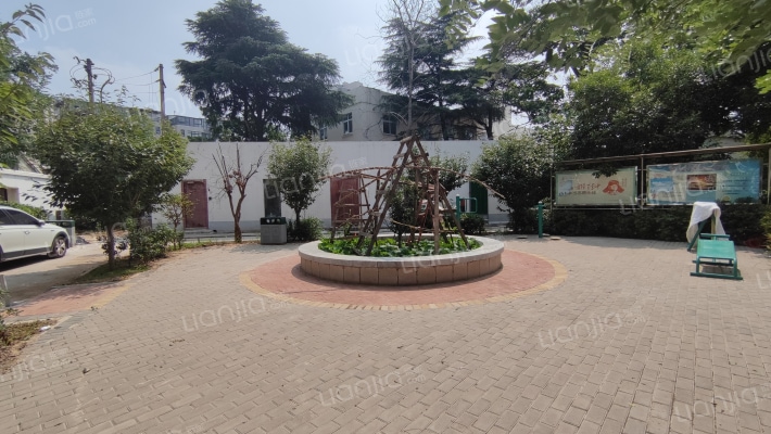 齐礼闫13号院外景图