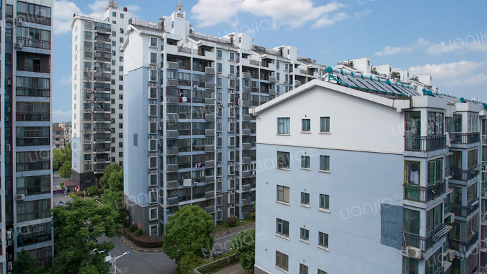 万众太阳城外景图