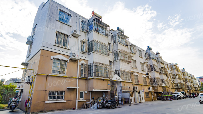 康乐公寓外景图