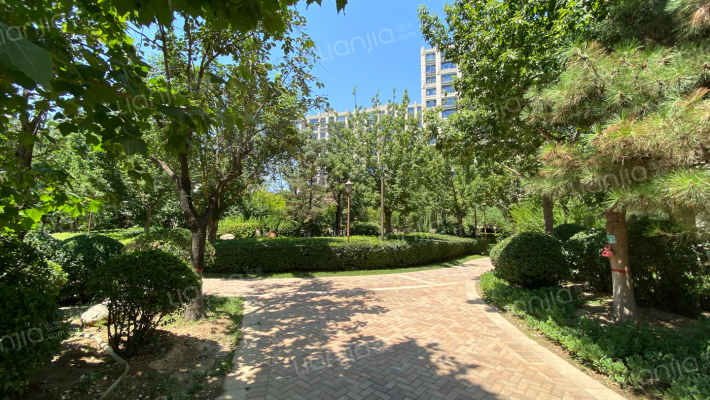 蓝爵公馆外景图