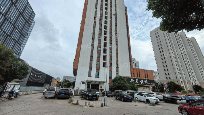 东福金座外景图