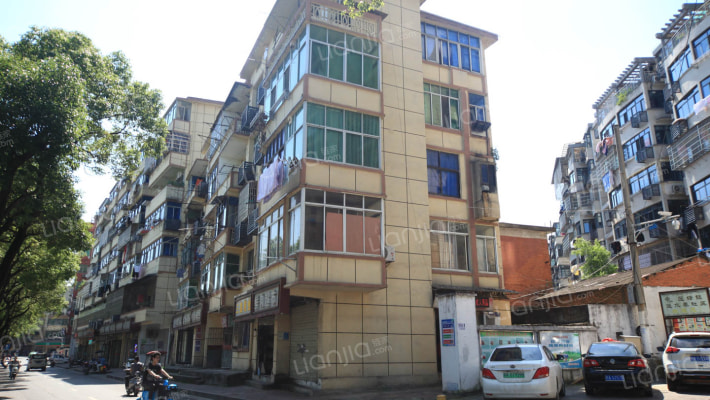 江景豪门外景图