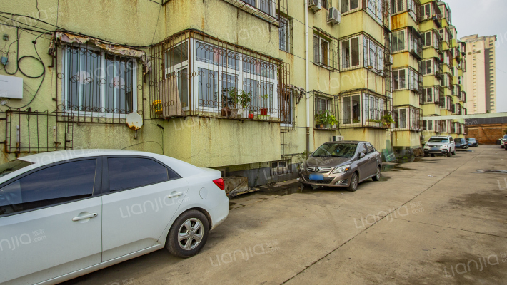 华阳小区外景图