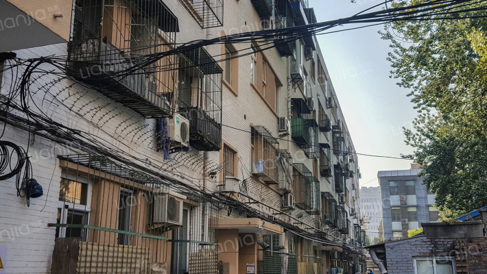 三虎桥南路8号院外景图