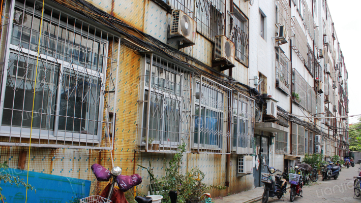 四平小区外景图