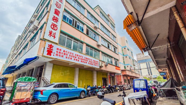 隆云路外景图