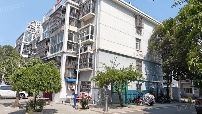 天山公寓外景图